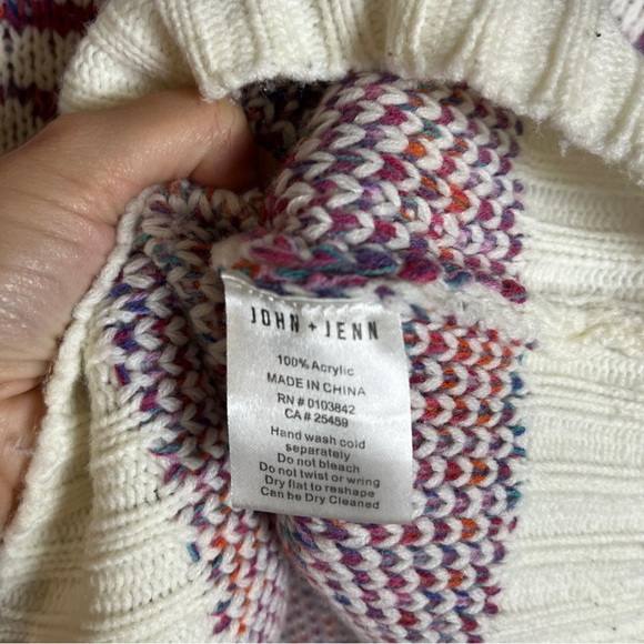 John and Jenn Striped Knit Sweater Size XL Burgundy White Cream - Picture 6 of 12